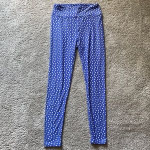 Blue and white polka dot Lularoe leggings.
